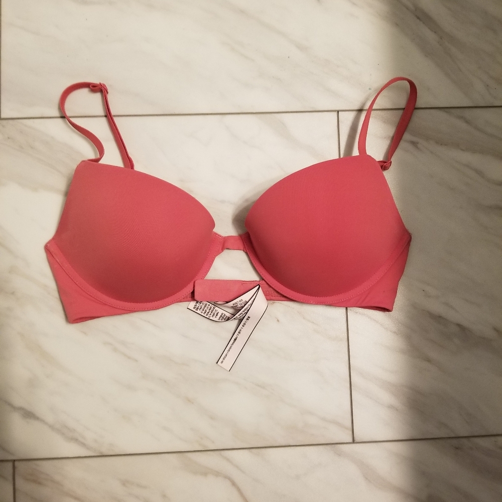 Victoria secret push up bra 32d